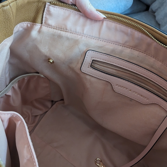 Poppy peonies go getter tote - Picture 5 of 9